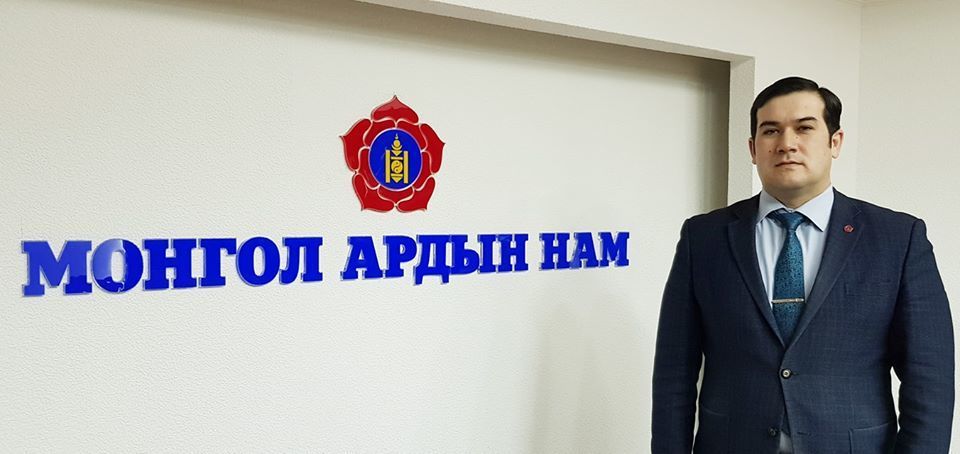 МАН-ын хуулийн хэлтсийн дарга хэний халдлагад өртөв?